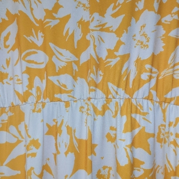 Eloquii Yellow And White Floral Maxi Dress With Elastic Waist Front Slit Size 16 - Picture 10 of 16